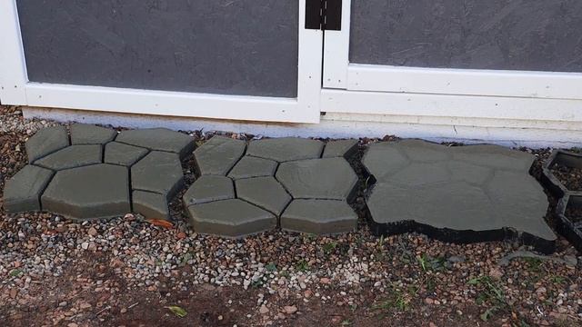 Making a paver walkway from concrete and a mold | How to смотреть онлайн