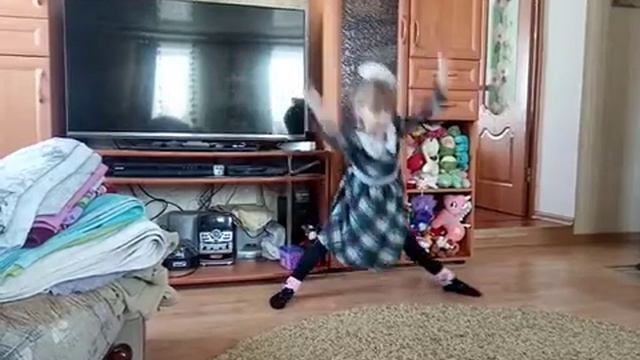 Надя в шпагат смотреть онлайн