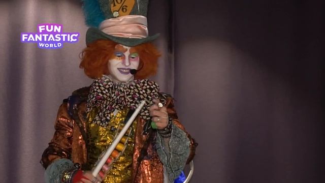 Безумный Шляпник в гостях у Fun Fantastic World смотреть онлайн