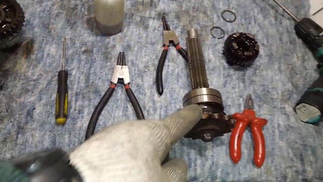 Хонда CBR F4 ремонт 2ой передачи. смотреть онлайн