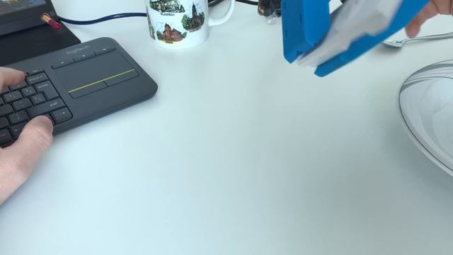 Test of the Dynamixel Robot Arm Gripper with different objects смотреть онлайн