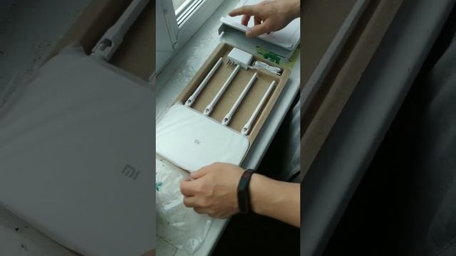 Xiaomi Mi роутер 4A гигабитная версия! смотреть онлайн