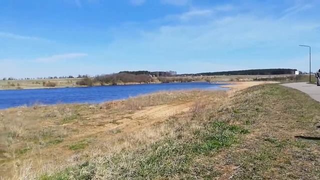 ИЩЕМ СВОЙ ДОМ ОКОЛО ВОЛГИ смотреть онлайн
