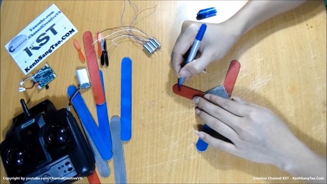 DIY Mini Quadcopter - How to build a quadcopter V2 смотреть онлайн