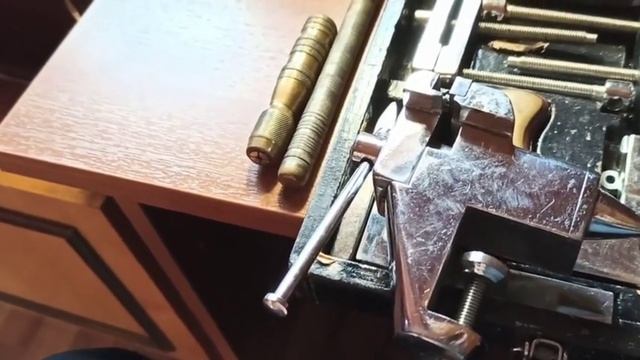 Слесарный инструмент своими руками. смотреть онлайн