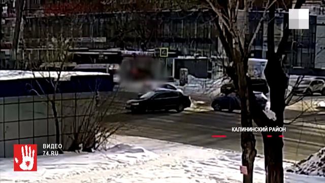Остановились и помогли девушке выехать только несколько водителей смотреть онлайн