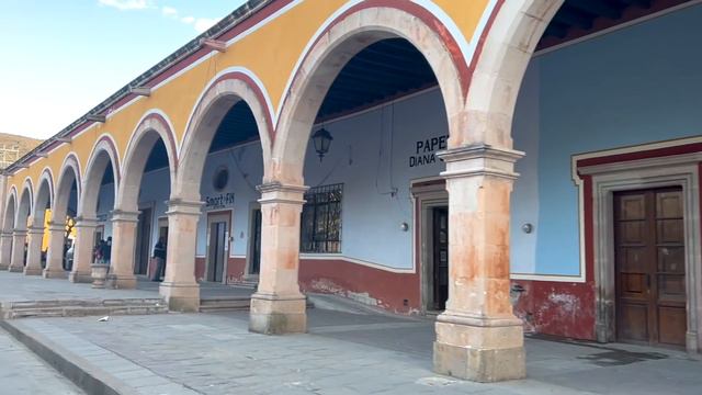 POR LAS CALLES Y CERROS DE SOMBRERETE смотреть онлайн