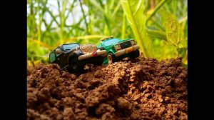 Что можно слепить из пластилина? Естественно автомобиль!