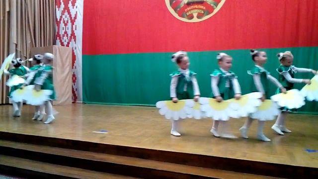 Фиолетовый заяц 2018. Я/с 103 -Ромашки- смотреть онлайн