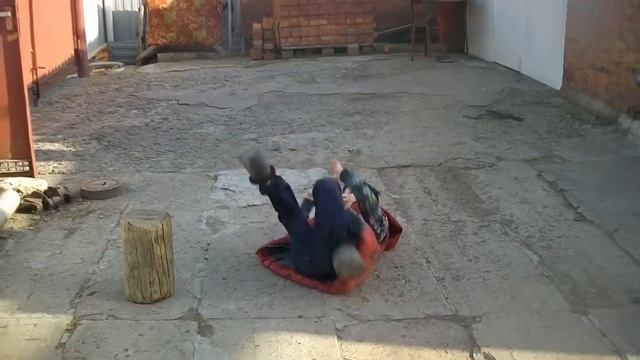 Shoulder Roll За 24 Часа