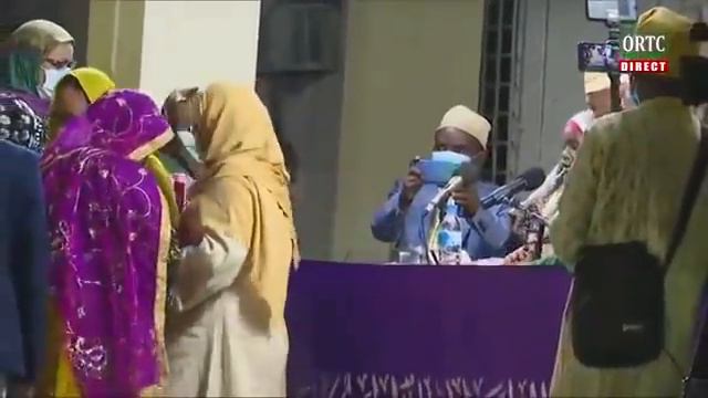 Très Belle et émouvante récitation du Coran par Mlle Houzaimata BINTI BAKRI - 18 octobre 2021 смотреть онлайн