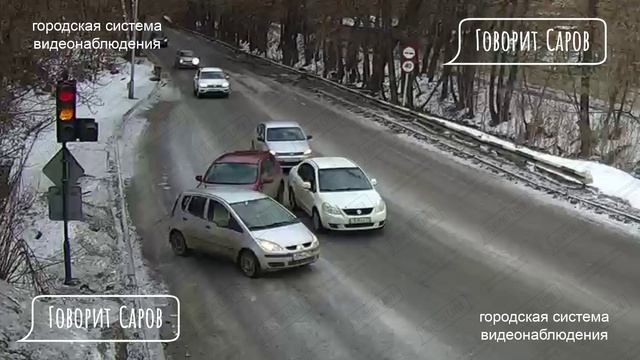 ДТП, Саров, перекресток ул.Железнодорожная - ул.№123, 30-03-22.mp4 смотреть онлайн