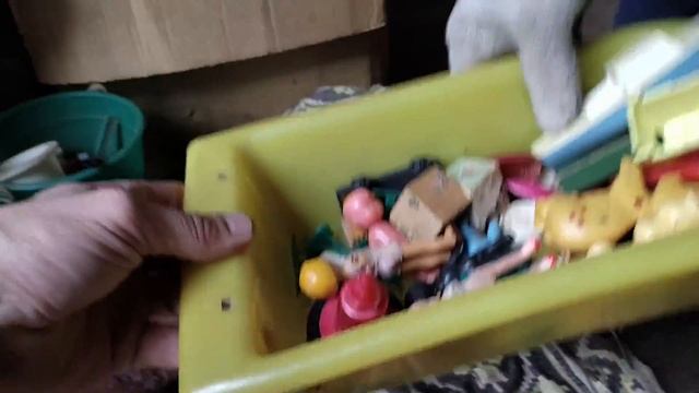 СТАРЬЁВЩИКИ : Коллекция советских игрушек даром . смотреть онлайн