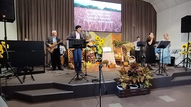 За добро своих заслуг (христианские песни) смотреть онлайн