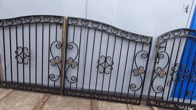 Кованые ворота и калитка холодная ковка/ Распашные ворота из профильной трубы смотреть онлайн