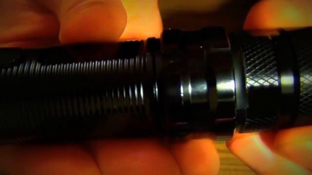 Фонарик с электрошокером 1188 Flashlight смотреть онлайн