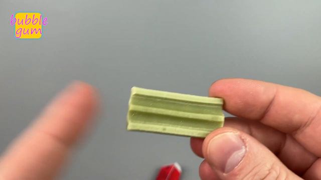 Жвачка Bombibom B-baycan Big White , открываем! смотреть онлайн