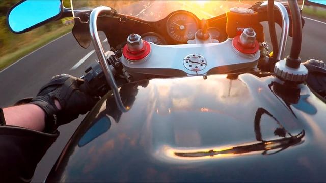 honda VFR 400 nc30 Pure Sound | V4 Sound | Sunrise UK 'A road' ride смотреть онлайн