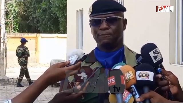 Saint-louis le colonel Thiendela Fall, nouveau commandant de la zone militaire installé смотреть онлайн