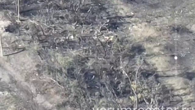 От Клещеевки остались одни руины, укронацисты так и не смогли установить за ней контроль. смотреть онлайн