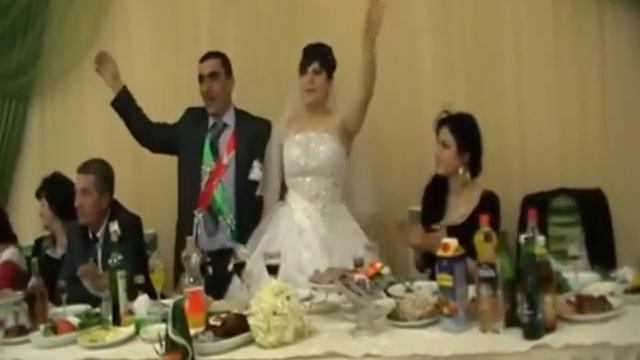 Артур&Варт Танец жениха и невесты смотреть онлайн