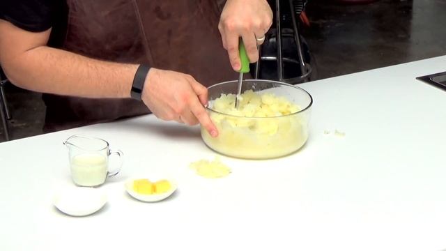 Чудеса на кухне с картофелемялкой Dreamfarm Smood DFSM3031 смотреть онлайн