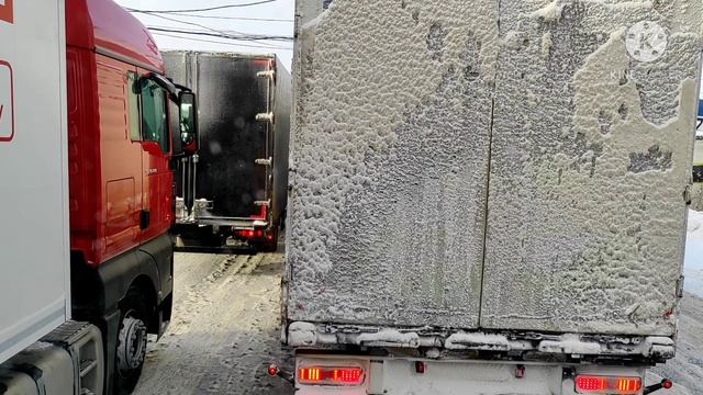 Разговор на стоянке... как лучше работать , на себя или на дядю?