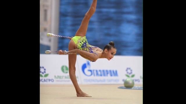 70. Rhythmic Gymnastics Music - Alexandra Skubova new clubs 2017 / "Come togheter" смотреть онлайн