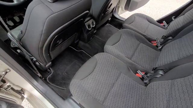 Peugeot 308 SW 2,0 HDI 100kW výborné jízdní vlastnosti s velmi malou spotřebou paliva. смотреть онлайн