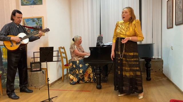 Отцвели хризантемы - Марина Орлова, рояль - Елена Леменкова смотреть онлайн