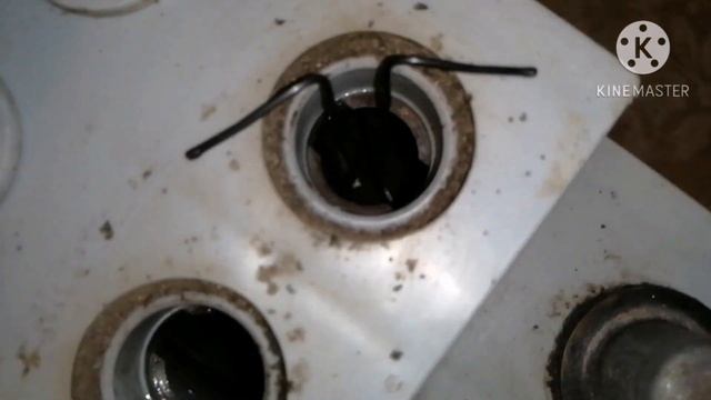 Лайфхак по заливке дистиллята в аккумулятор на одном уровне во всех банках смотреть онлайн