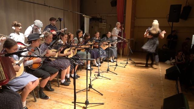 Polka mazurka. TARKŠKU MANDOLĪNISTI. XIII naktišokiai ĢIKŠI. 13. Starptautiskā ĢIKŠU danču nakts смотреть онлайн