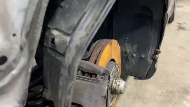 Repairing a Wrecked E55 AMG W210 Ep:1 The Damage. смотреть онлайн