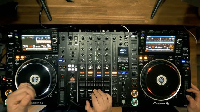 Techno Mix | Becks on Decks B2B derSlomka| Oktober 2021 | CDJ 2000 NXS2 | DJM 900 NXS2 смотреть онлайн