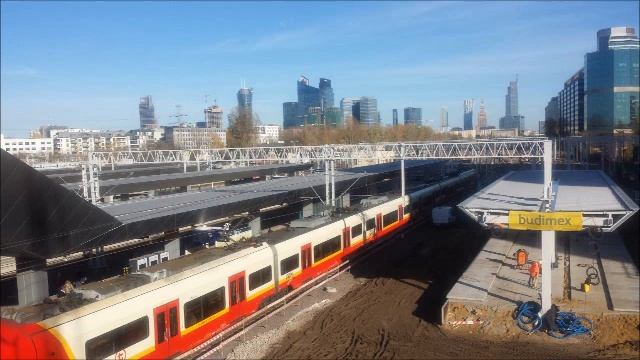 2023 11 02 Warszawa Dworzec Warszawa Zachodnia w budowie cz 1 Panorama wieżowców Widok ze stac смотреть онлайн