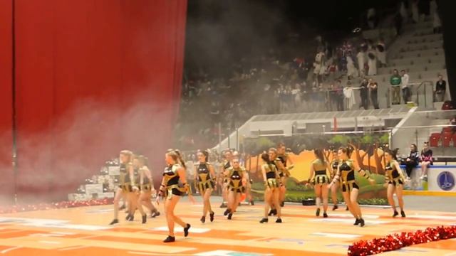 МЧС Girls TEAM - Чир Данс Шоу смотреть онлайн