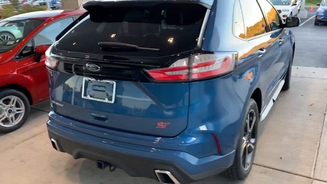 My Wife’s 2019 Ford Edge ST is Here! смотреть онлайн
