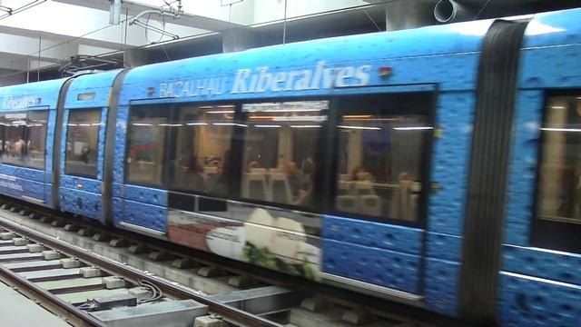 Porto Campanhã HD-Metro Do Porto no.030+010 departs Porto Campanha смотреть онлайн