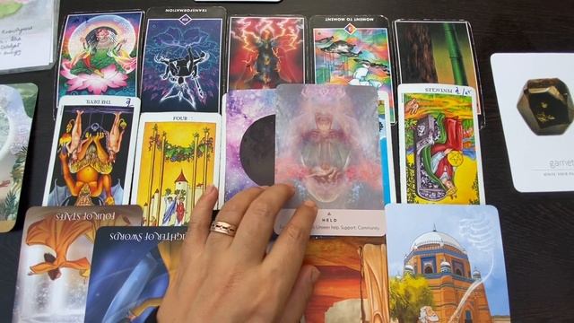 Full moon and lunar eclipse, May 2023 смотреть онлайн