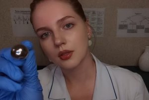 АСМР Невролог/ осмотр лица резиновыми перчатками