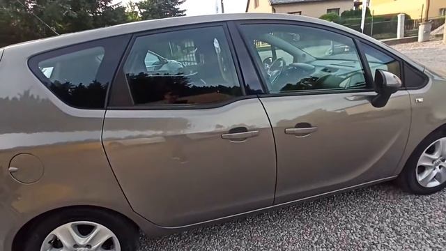 Opel Meriva 1.4T Panorama - dovoz aut ze Švýcarska смотреть онлайн