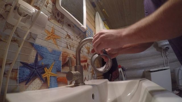 Как выкрутить закисший аэратор (сеточку) смесителя! смотреть онлайн