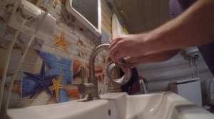 Как выкрутить закисший аэратор (сеточку) смесителя!