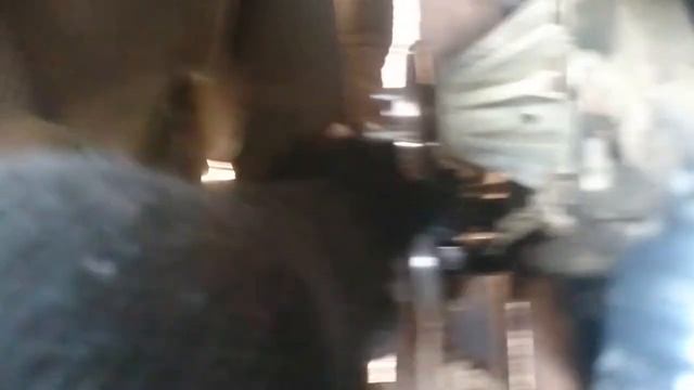 Как открутить болт и снять шкив коленвала двигателя (дизель мазда \ форд двигатель WL\WLT). Замена смотреть онлайн