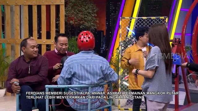 Asyraf Jamal, Mpok Alpa, dan Anwar Dikerjain Naik Mangkuk Putar | OPERA VAN JAVA (28/03/21) Part 4 смотреть онлайн