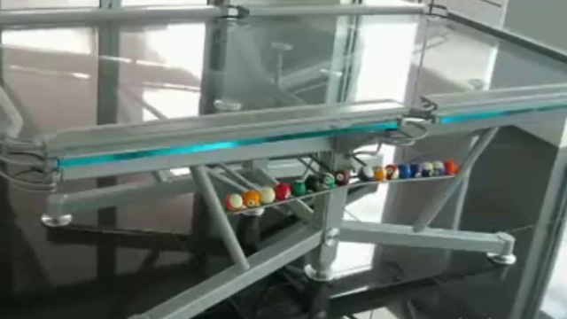 Стеклянный бильярдный стол смотреть онлайн