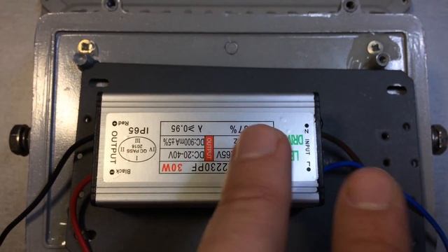 Замена светодиода и драйвера в LED прожекторе. смотреть онлайн