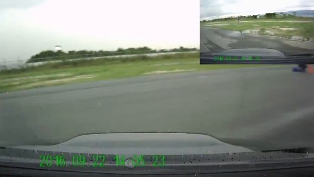 ミシュランパイロットスポーツ4ウェット性能（右上ドライ走行動画） смотреть онлайн