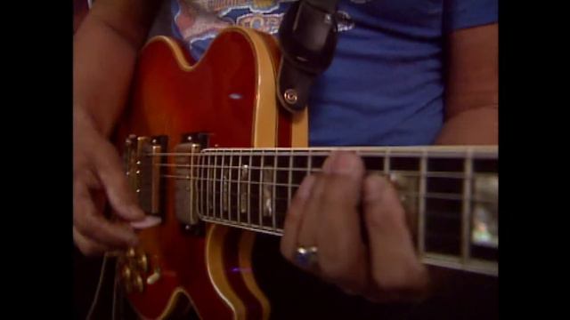 The Vida Band INXS Medley смотреть онлайн