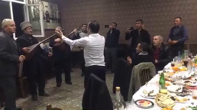 20 illik Əsgər yoldaşları ilə görüş смотреть онлайн